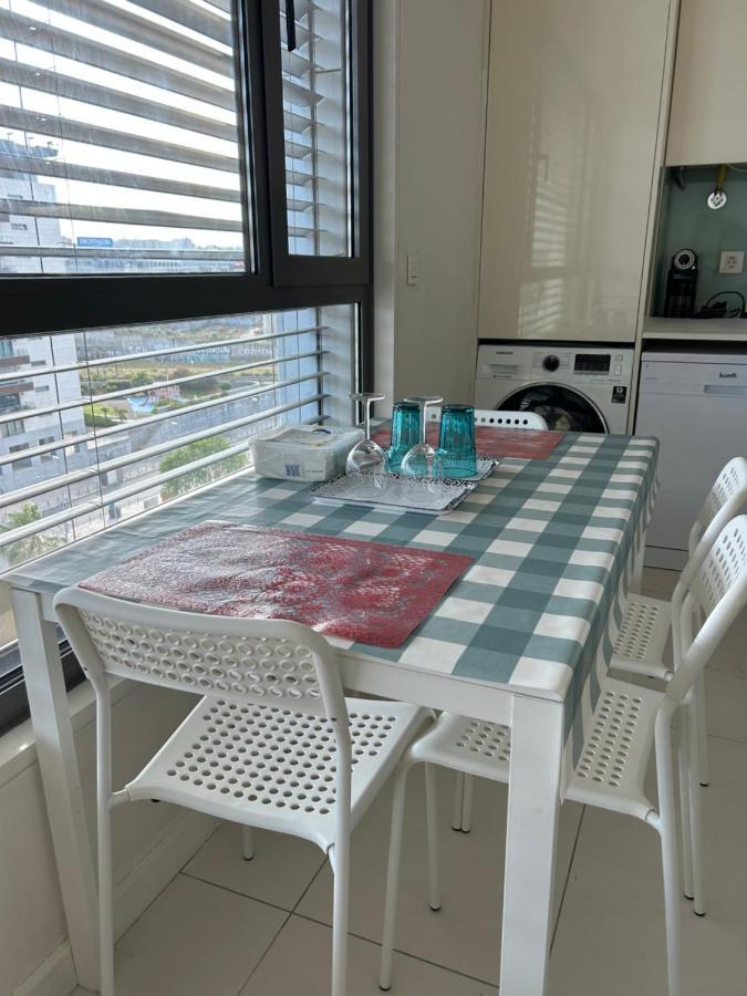 Yingying Apartamento With A Free Parking Space Lissabon Buitenkant foto